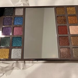 Eyeshadow Palette